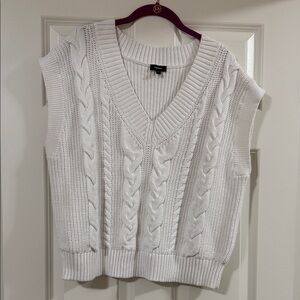 Express White Cable Knit V-Neck Sweater Vest